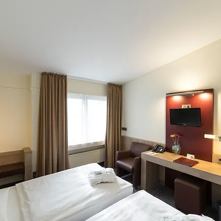 מלון Gustav-stresemann-institut