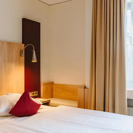 Gustav-stresemann-institut Hotel 3*