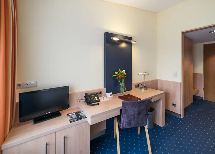 Gustav-stresemann-institut 3* بون